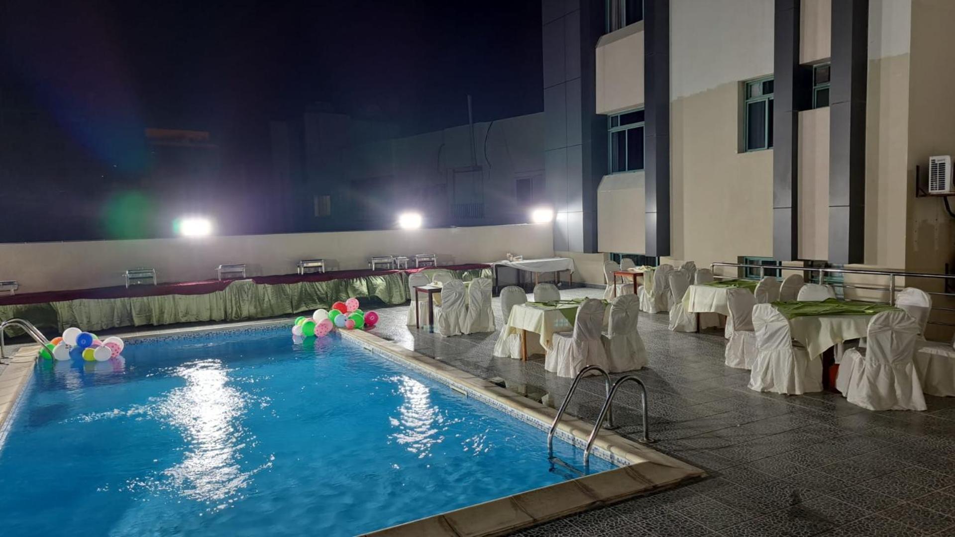 Al Muntazah Plaza Hotel Доха Екстер'єр фото