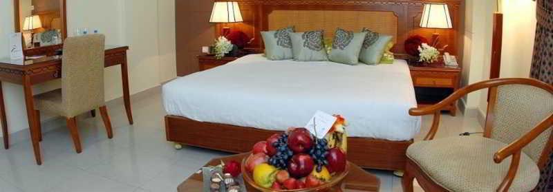Al Muntazah Plaza Hotel Доха Екстер'єр фото