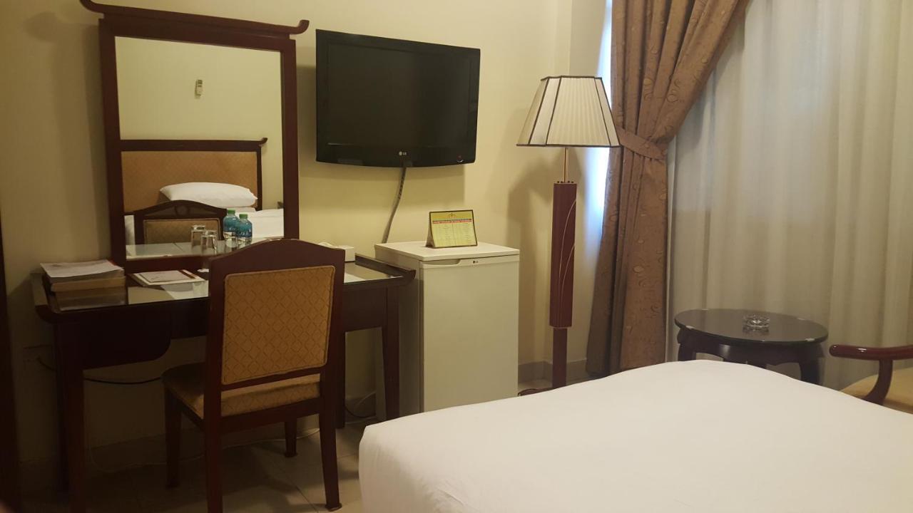 Al Muntazah Plaza Hotel Доха Екстер'єр фото
